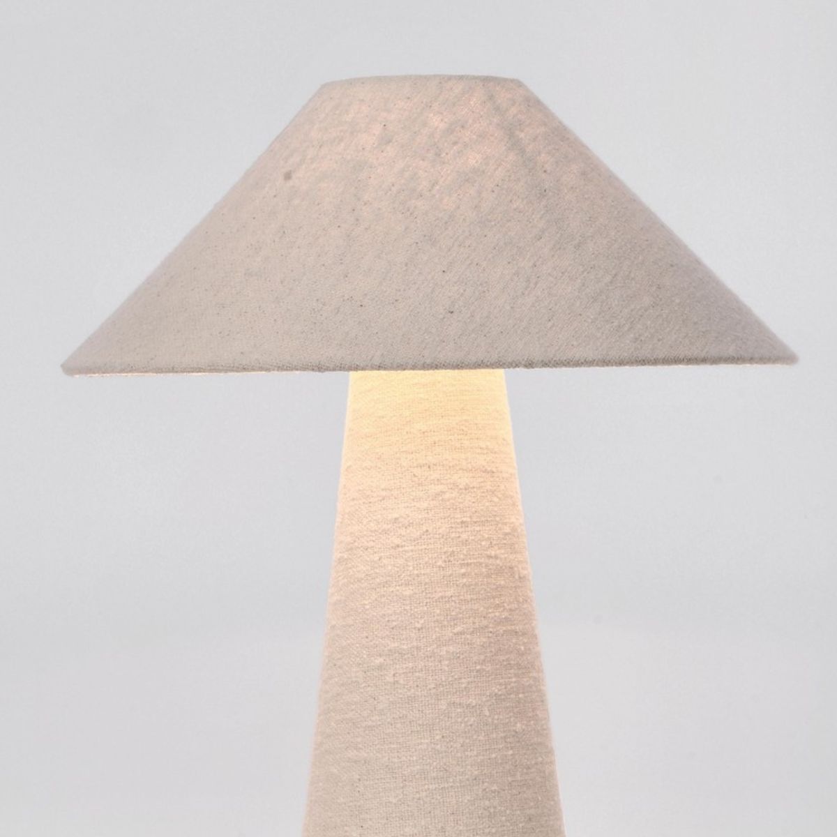 BT LARISSA Beige modern Indoor table lamp